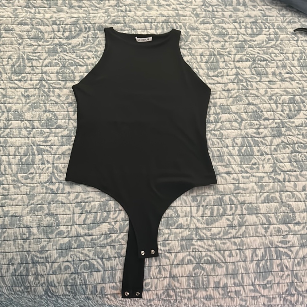 Reoria black bodysuit size Medium